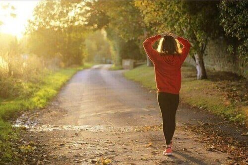 Wandelen met cursus mindful walk