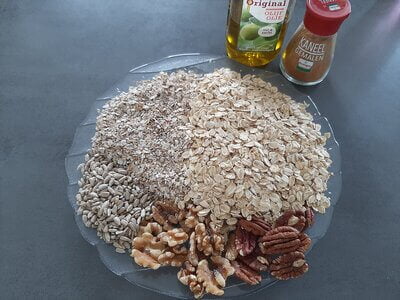 Homemade granola ingrediënten